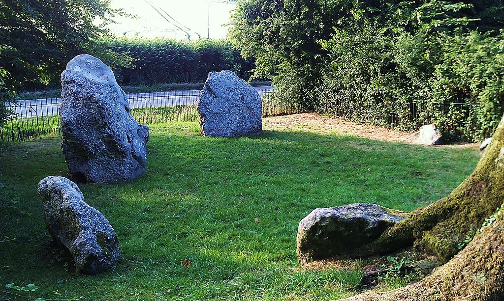 Většina kamenných prstenců byla vztyčena v neolitu. Zdroj foto:  Ethan Doyle White, CC BY-SA 3.0 , via Wikimedia Commons