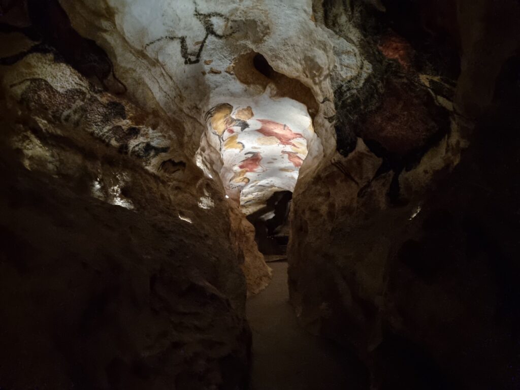 Do původní jeskyně je nyní vstup zakázán, foto arzu çakır / Creative Commons / Volné dílo