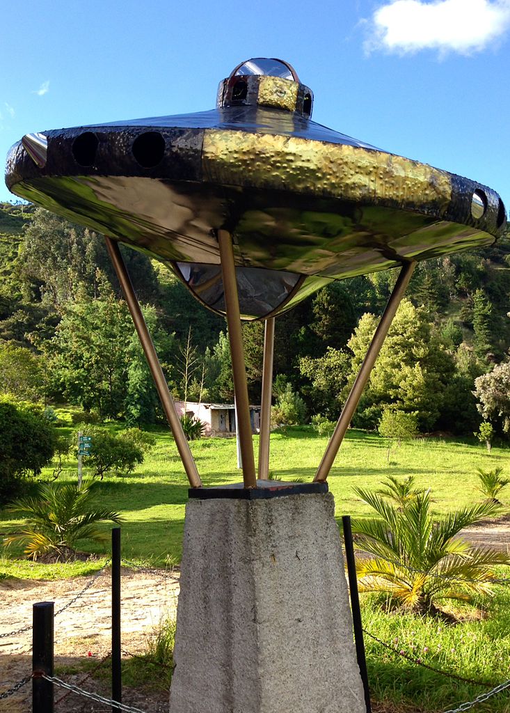 Ve městě Tenjo se nachází i památník UFO. Zdroj foto: pipeafcr, CC BY-SA 3.0 , via Wikimedia Commons