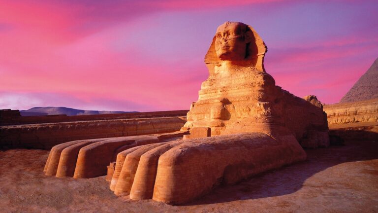 Velká Sfinga v Egyptě; Autor: Jim Zuckerman/Corbis