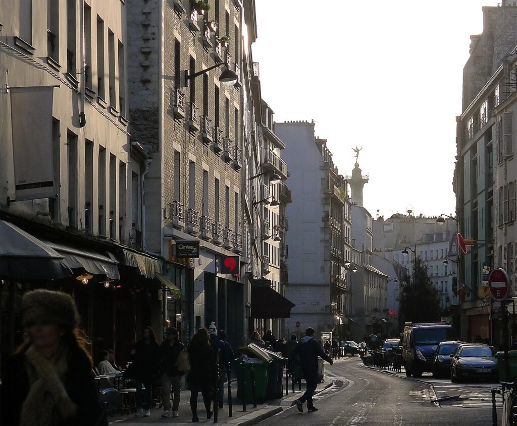 Francouzská ulice Rue de la Roquette. FOTO: Mbzt / Creative Commons / CC BY-SA 4.0
