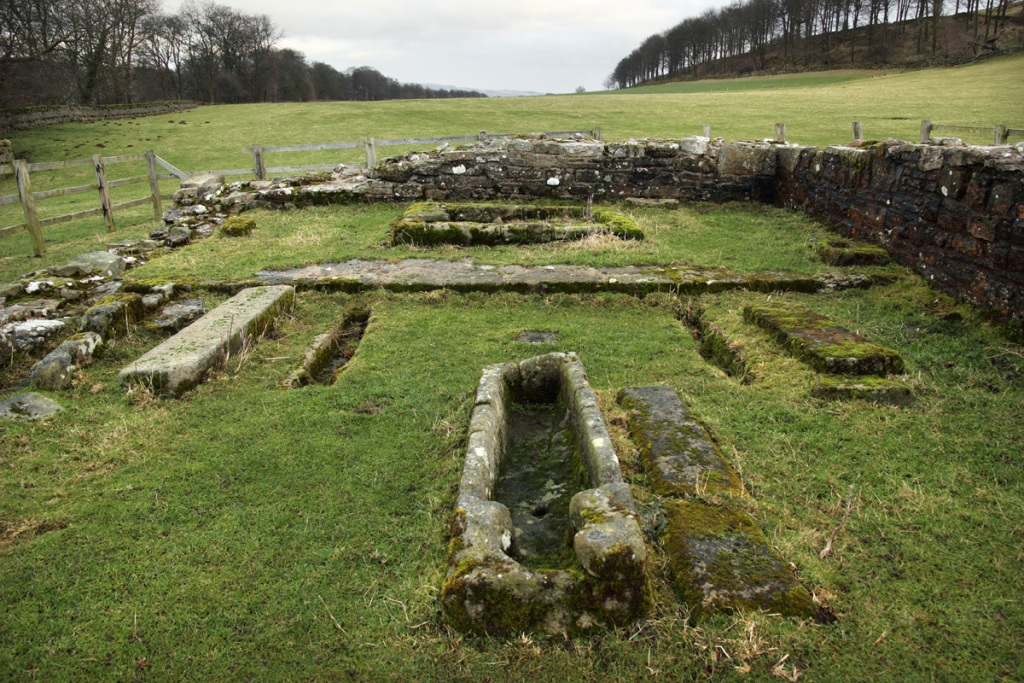 Stopy po templářích odhaluje ve Spojeném království i množství exaktních archeologických nálezů. Zdroj foto:   Dunpharlain, CC BY-SA 4.0 , via Wikimedia Commons