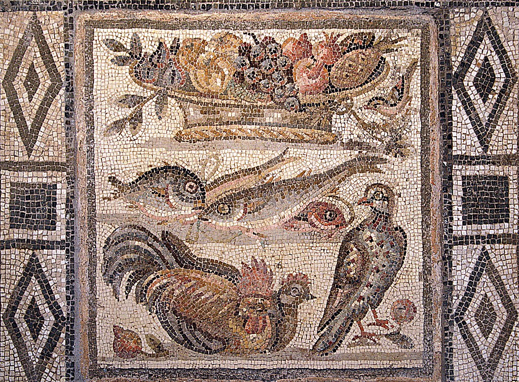 Podlahová mozaika z Pompejí, na které je údajně vyobrazený i ananas. Objevíte ho na horní míse vpravo. Zdroj obrázku:  Palazzo Massimo alle Terme, CC BY-SA 3.0 , via Wikimedia Commons
 
