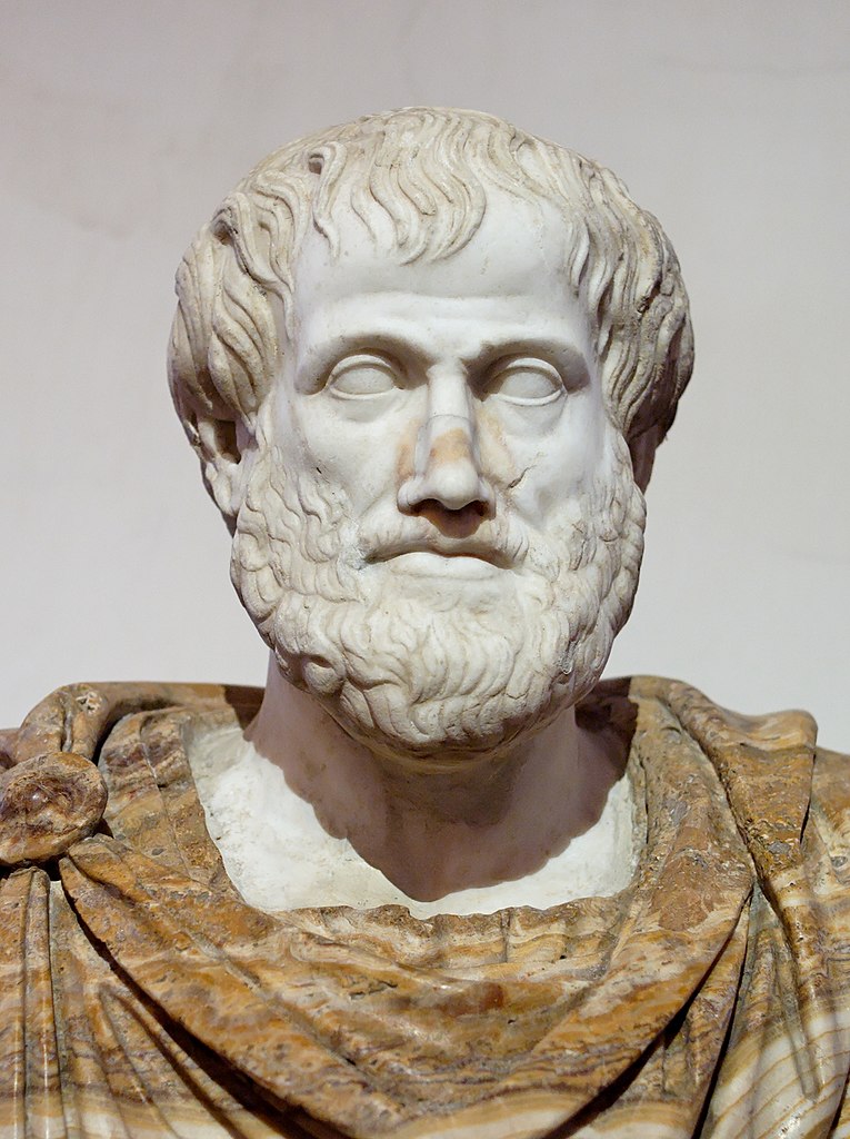 Byl Aristoteles mimozemšťan? Jako s nadsázkou k jeho mimořádnému intelektu, který se vzpíral běžným lidským měřítkům, s tím můžeme i souhlasit … Zdroj obrázku: After Lysippos, Public domain, via Wikimedia Commons