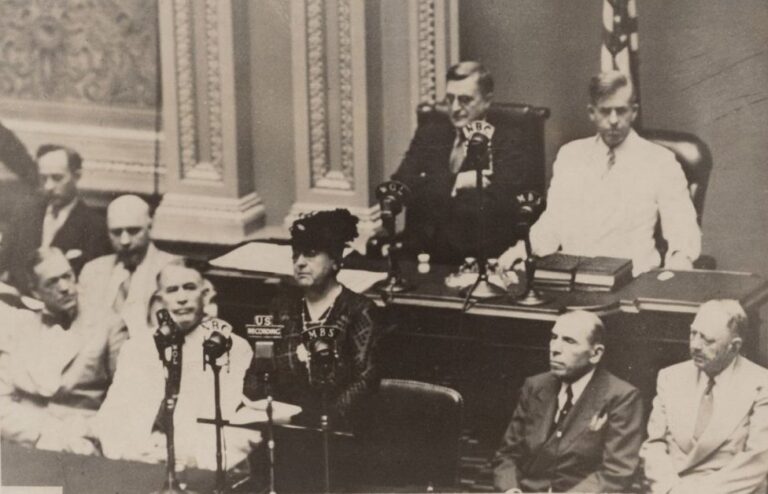 Královnu Vilhelmínu během její návštěvy USA v roce 1942 přivedl přízrak k mdlobám, foto Nationaal Archief / Creative Commons / Volné dílo