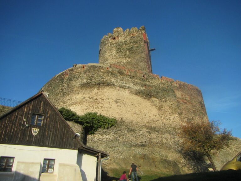 Duch popraveného šaška byl nejčastěji pozorován na mohutné hradební věži. Foto autor