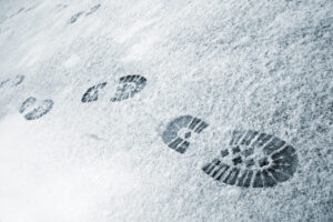 Zmizení Charlese Ashmorea: Po chlapci zůstaly jen šlépěje ve sněhu!