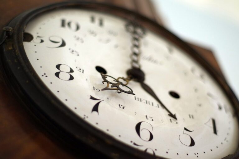 Staré hodiny se díky Gellerovi znovu roztikaly, foto Pixabay