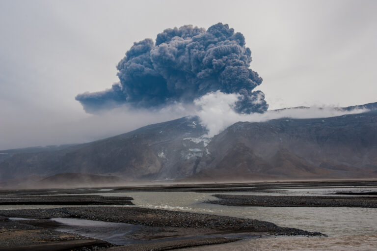 Výbuch islandské sopky Eyjafjallajökull