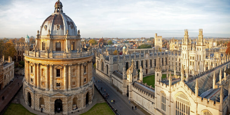 Z důvodu neznámé nemoci musela být uzavřena i slavná univerzita v Oxfordu