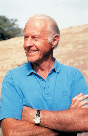První průzkum lokality inicioval norský badatel a dobrodruh, slavný „muž z balzového voru“ Thor Heyerdahl.