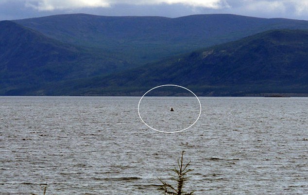 Tajemný úkaz na jezeře Labynkyr na Sibiři, který nebyl nikdy objasněn.