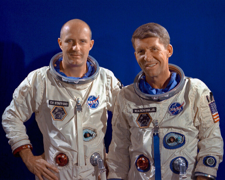 Posádka Gemini 6A (zleva Stafford, Schirra)