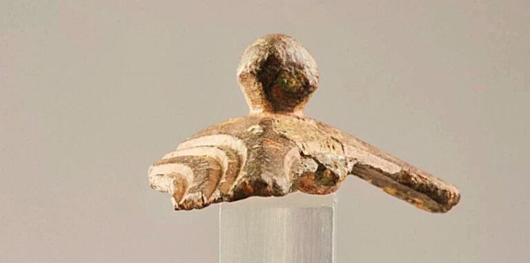 Nalezený kousek naznačuje, že by se další takový předmět mohl nacházet v Belgii.
