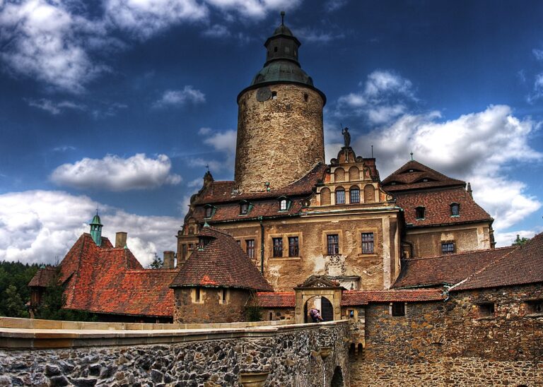 V historické kronice hradu Czocha je mnoho záhadných pasáží. Týkají se i tajného nacistického raketového výzkumu. Zdroj foto: Farfalla87, CC BY-SA 3.0 PL , via Wikimedia Commons