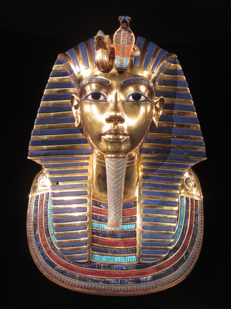 Překonává tato mumie i prokletí té Tutanchamonovy? Nebo jde jen o výmysl?