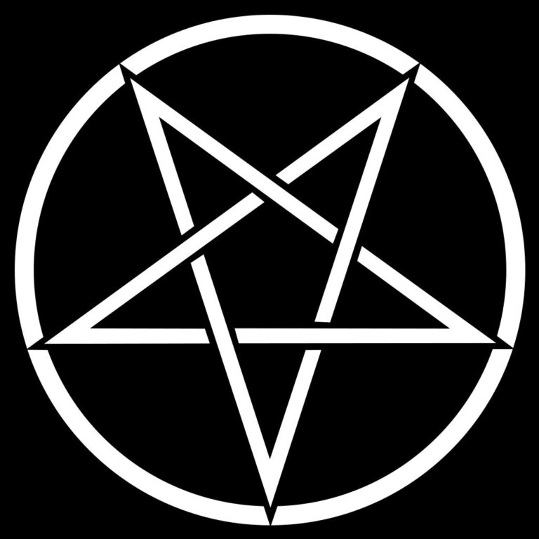 Šeptalo se o příslušnosti vrahů k tajné komunitě satanistů. Zdroj obrázku: derivative work: McSush (talk)Pentagram.png: Original Work by Adrian Wimmer, edited by Andy Blak, Public domain, via Wikimedia Commons