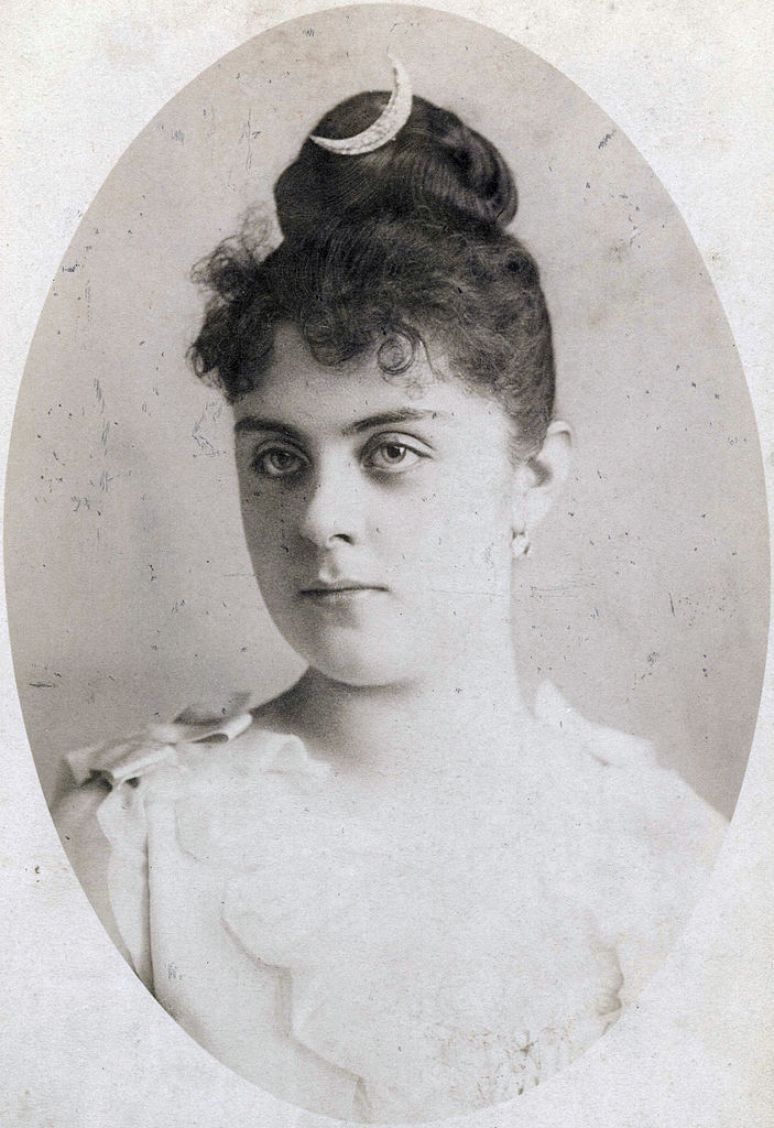 Baronesa Mary Vetserová (1871-1889). Zdroj foto: Atelier Türk, Public domain, via Wikimedia Commons
