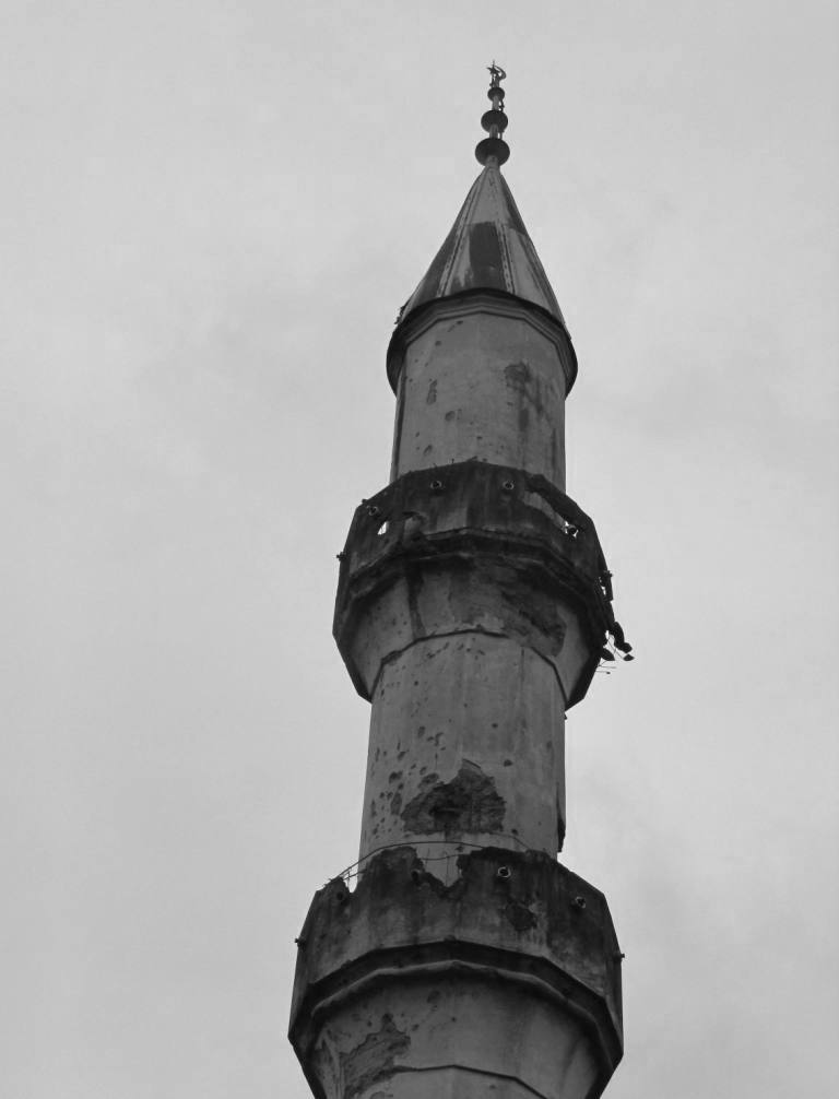 Stála za přízrakem černého minaretu turistova náhlá fyzická a psychická indispozice? Foto autor