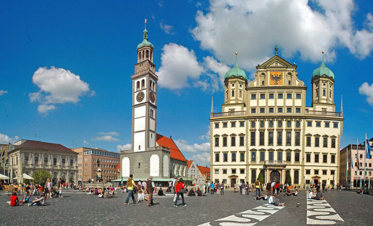 Augsburg je jedno z nejstarších německých měst. Založeno bylo Římany v roce 15 před naším letopočtem a pojmenováno Augusta Vinelicorum. Zdroj foto: Guido Radig, CC BY 3.0, via Wikimedia Commons