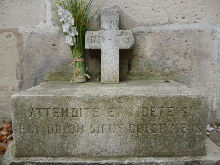 Většina Francouzů věří, že Ludvík Karel zemřel jako malý chlapec. Je to ale pravda? Foto: Mick.2.lapirand0le - Own work, CC BY-SA 3.0, Wikimedia commons
