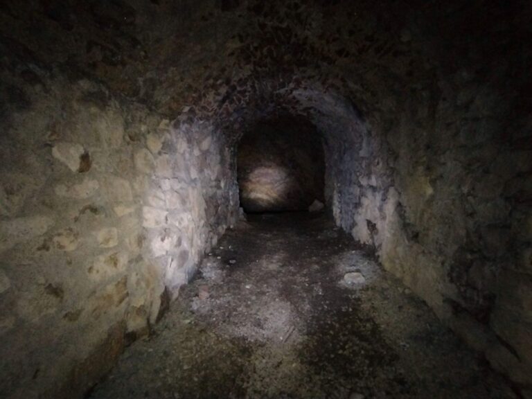 V podzemí se prý ukrýval poklad. Foto: Petr Matura