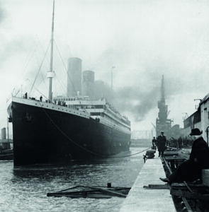 Utajený příběh Titaniku: Zlé předtuchy, temné kletby a cestovatelka v čase!