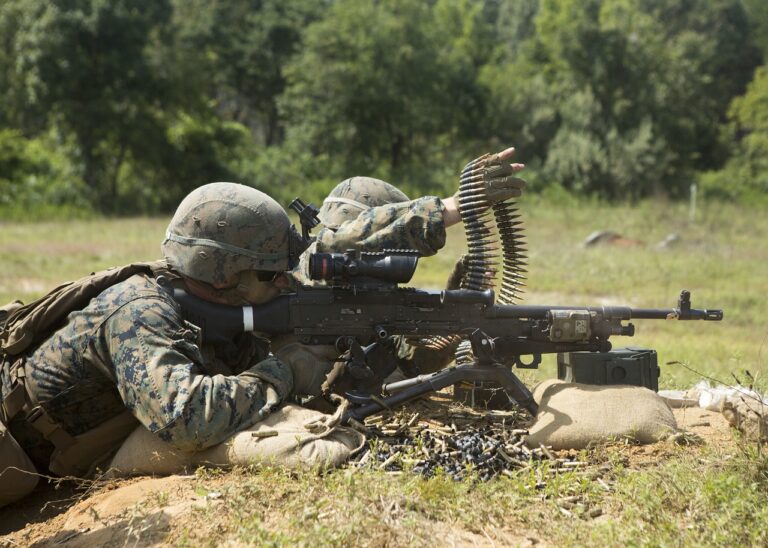 Americká armáda prý zkoušela nové zbraně v Afghánistánu.