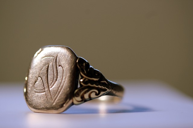 Prsteny se v dřívějších dobách používaly i jako pečetidlo. Foto: Pixabay