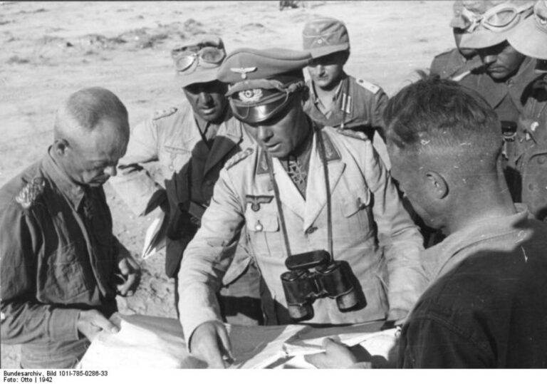 Rommel proslul jako velitel německých expedičních sil v Severní Africe. Zdroj ilustrační fotografie: Bundesarchiv, Bild 101I-785-0286-33 / Otto / CC-BY-SA 3.0, CC BY-SA 3.0 DE , via Wikimedia Commons