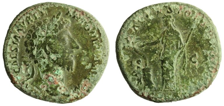 Drobná mince s portrétem římského císaře Marca Aurelia. Místo nálezu – Spojené království. Zdroj foto: The Portable Antiquities Scheme/ The Trustees of the British Museum, CC BY-SA 4.0 , via Wikimedia Commons
