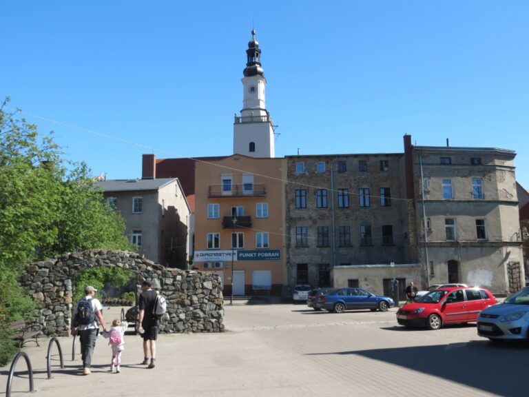 Ve sféře zájmu gauleitera Hankeho byl rovněž region okolo současného města Kamienna Góra.