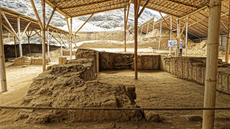Archeologický výzkum ukazuje, že ani dětské oběti katastrofu a zánik kultury neodvrátily...
