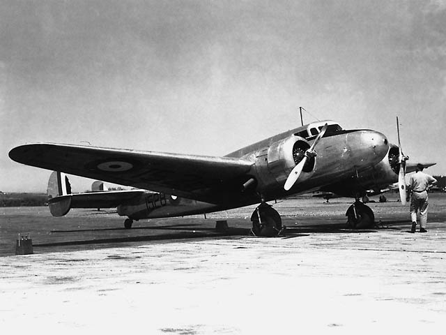 Letadlo Lockheed Electra 10E, typ, kterým letěla Amelia Earhartová. wikimedia, United States Library of Congress, Licence: Public Domain