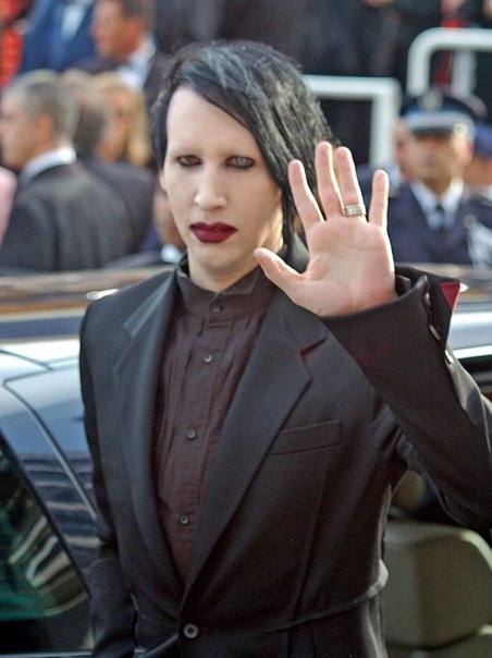 Marilyn Manson se netají tím že udstívá ďábla...