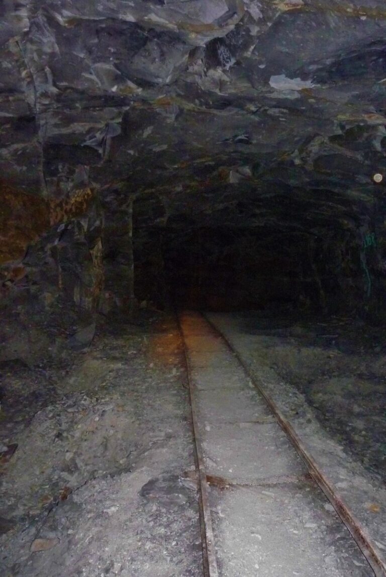 Co všechno výbuchem chtěli skrýt?