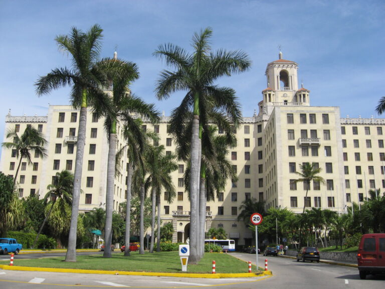 Hotel Nacional v Havaně, kde byly zaznamenány první případy syndromu.