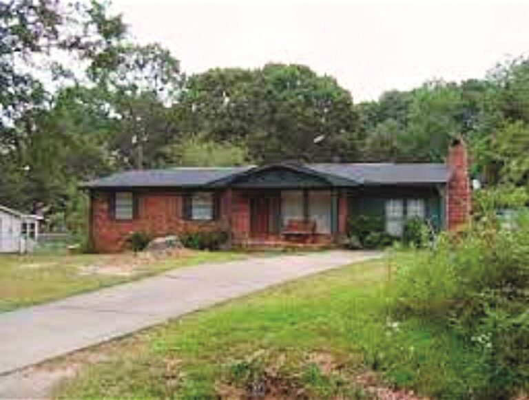 Heidi byla obyčejnou dívkou. Po příchodu do nového domu se ale kolem ní začaly dít podivné věci.