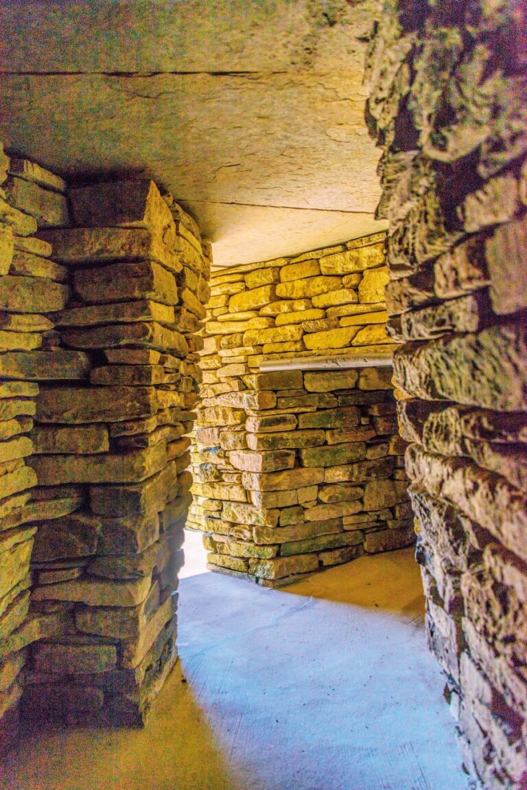 Několik pečlivě vybudovaných domů umístěných blízko k sobě. To je Skara Brae. Foto: Shutterstock