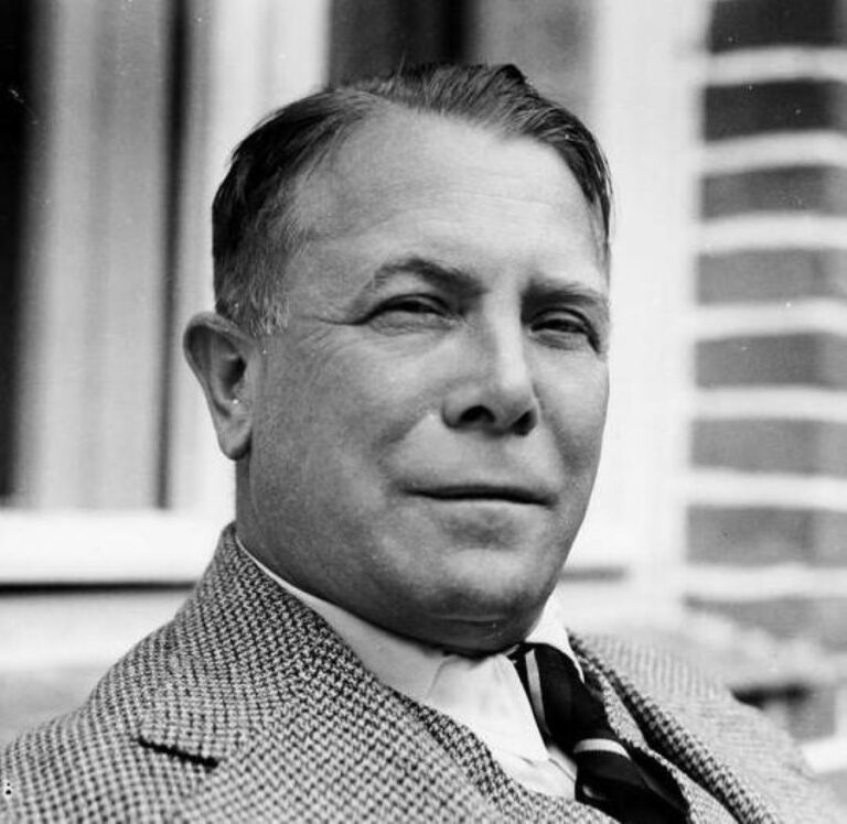 Hugo Vavrečka se řadí k vlivným Baťovým mužům. I on zřejmě projevoval zvědavost týkající se hranice mezi naším světem a světem duchů. Foto: Neznámý autor/Creative Commons/Public Domain