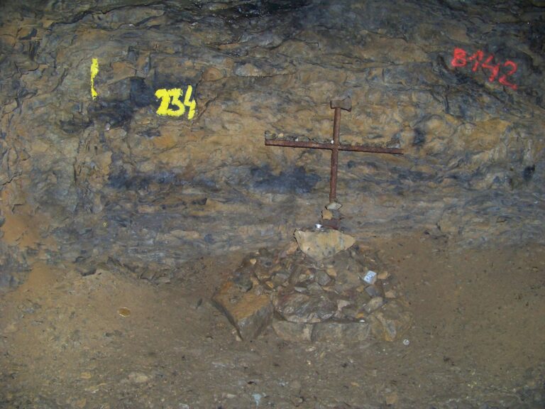 Kam se poděli lidé, kteří se ztratili ve spletitém labyrintu tunelů?