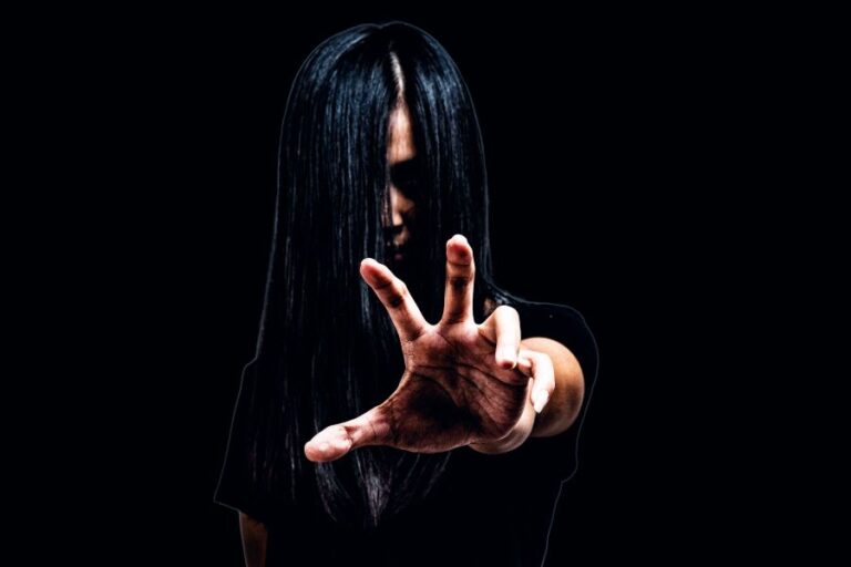 Nešťastná matka se rozhodla pomstít za smrt svých synů. Foto: Shutterstock