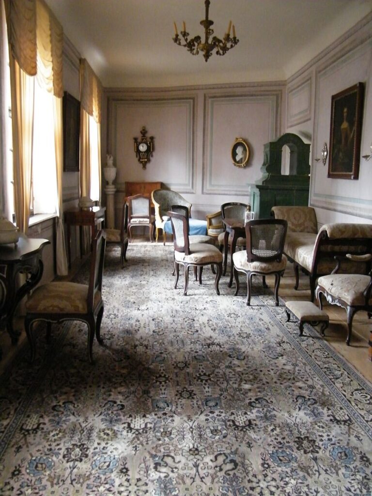 V interiérech hradu Buchlov mohou mít citliví lidé pocit, že je někdo sleduje. Foto: Nikolice.n/Creative Commons/CC BY-SA 4.0