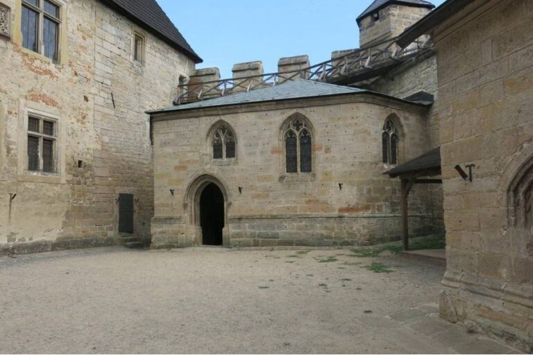 Kaple svaté Anny na hradě Kost. Foto: Barocco/Creative Commons/CC0 1.0