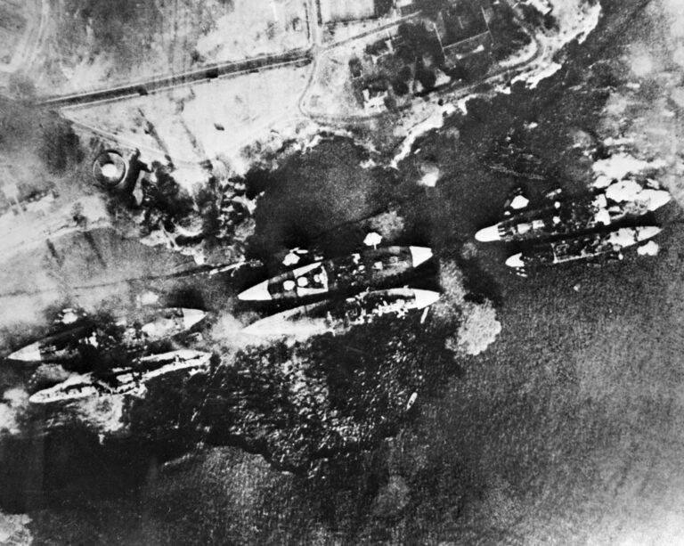 Útok na Pearl Harbor 7. prosince 1941 změnil průběh druhé světové války.
